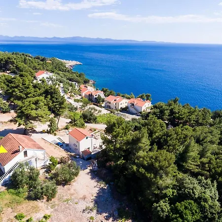Blue Vineyard- Three Bedroom House With Terrace And Sea View *