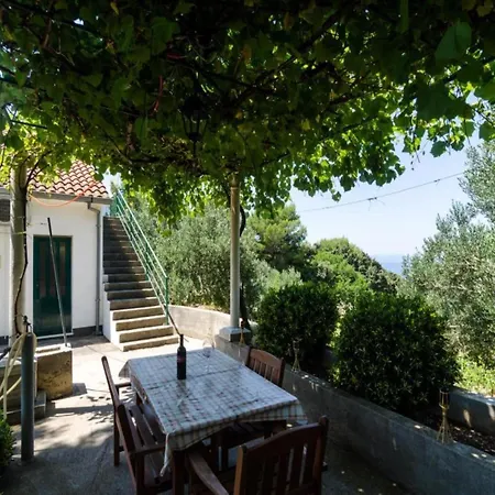 Blue Vineyard- Three Bedroom House With Terrace And Sea View *